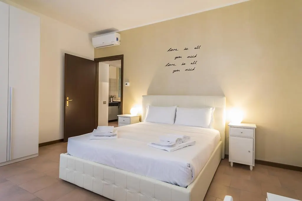 Apartment Hemeras Boutique Homes - City Center Design Flats Milan