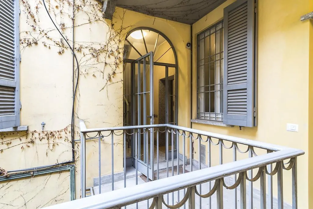 Hemeras Boutique Homes - City Center Design Flats Milan